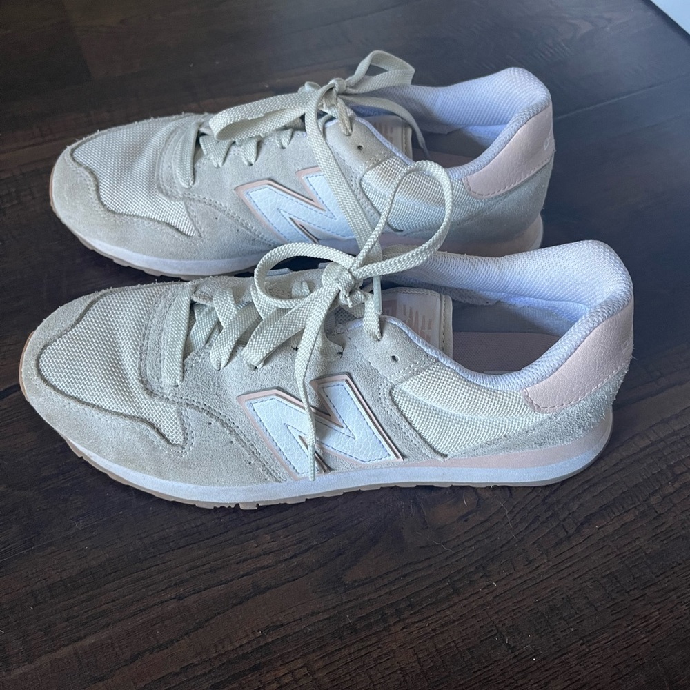 New Balance 500 Sneakers